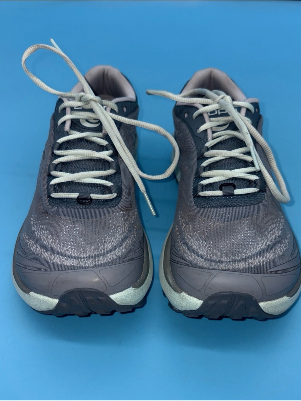 Topo Athletic Pursuit 2 - Women's Zero-Drop Trail Runners Women’s Size 9.5